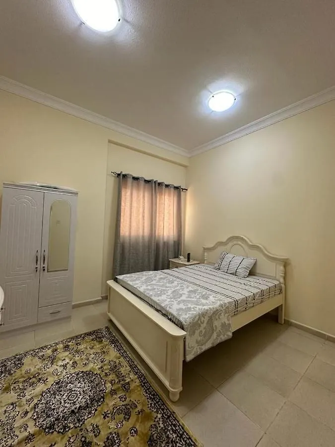 Homestay Private Room - Apartment Sharjah